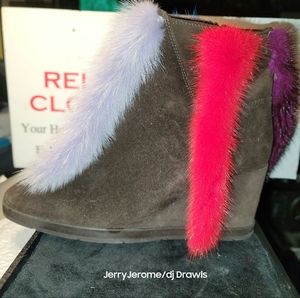 Women's Boots w/ Mink Strips